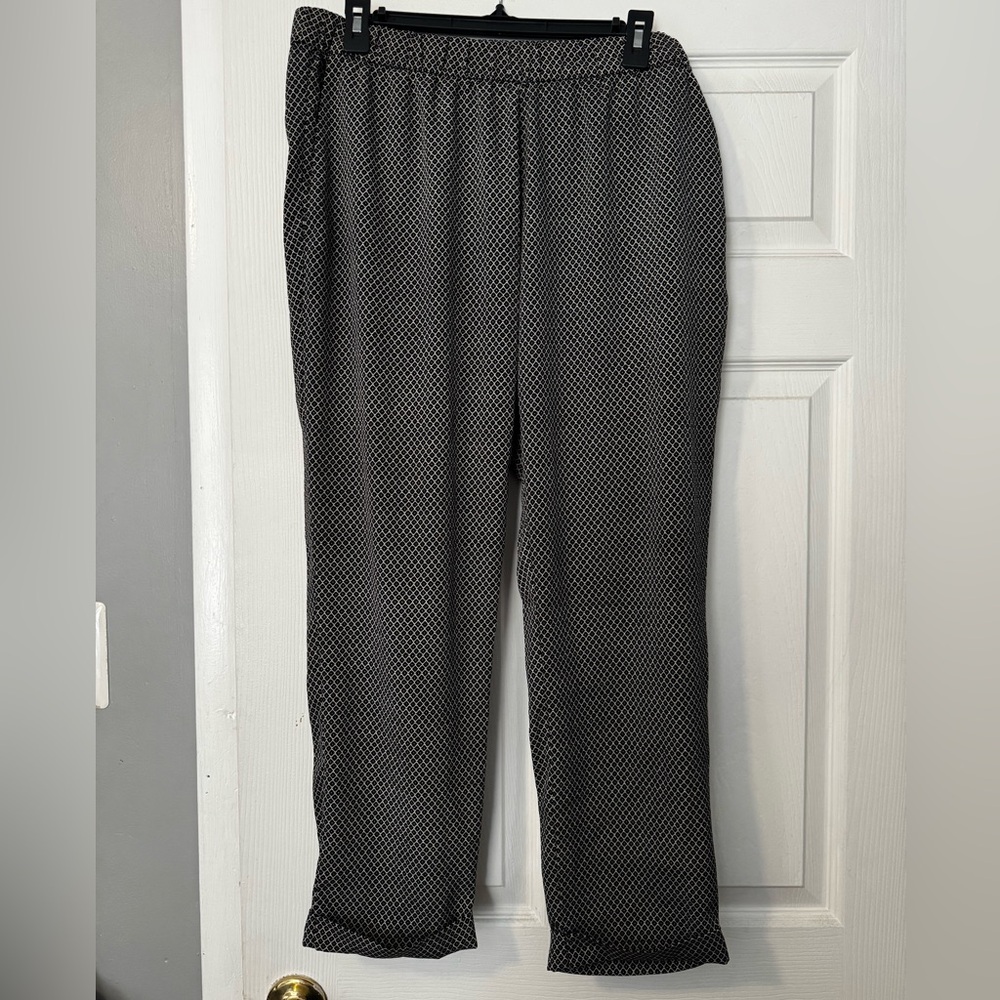 H&M Black and White Patterned Joggers